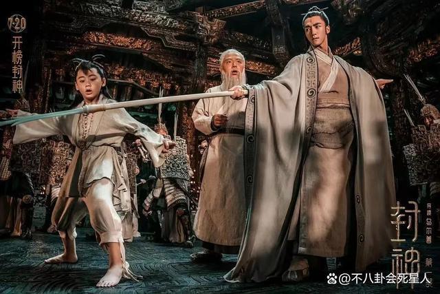 《孤注一掷》爆火，让我明白，观众早就主动跳进资本陷阱里