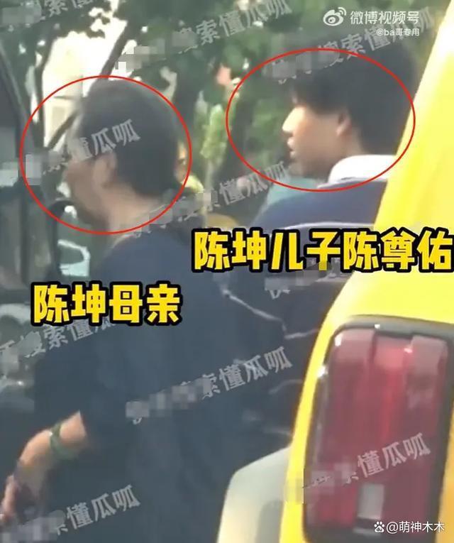 陈坤发文否认有俩儿子，称是亲戚的孩子，狗仔也帮忙澄清