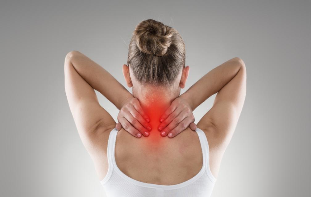 流量光环褪去，网红SKG从“人手一台”到折戟IPO