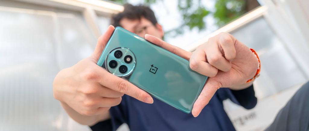 一加 Ace 2 Pro 体验：2999 元起售，内存比电脑还大的真香性能旗舰