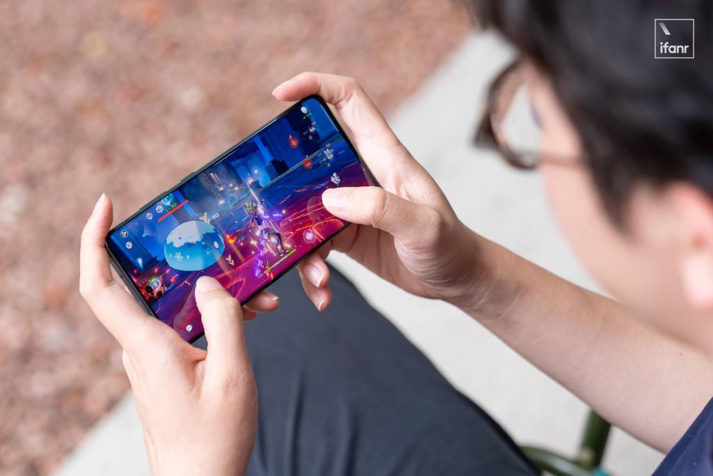 一加 Ace 2 Pro 体验：2999 元起售，内存比电脑还大的真香性能旗舰