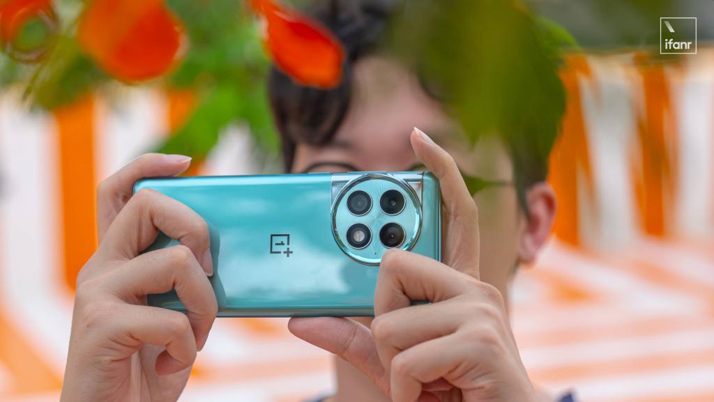 一加 Ace 2 Pro 体验：2999 元起售，内存比电脑还大的真香性能旗舰