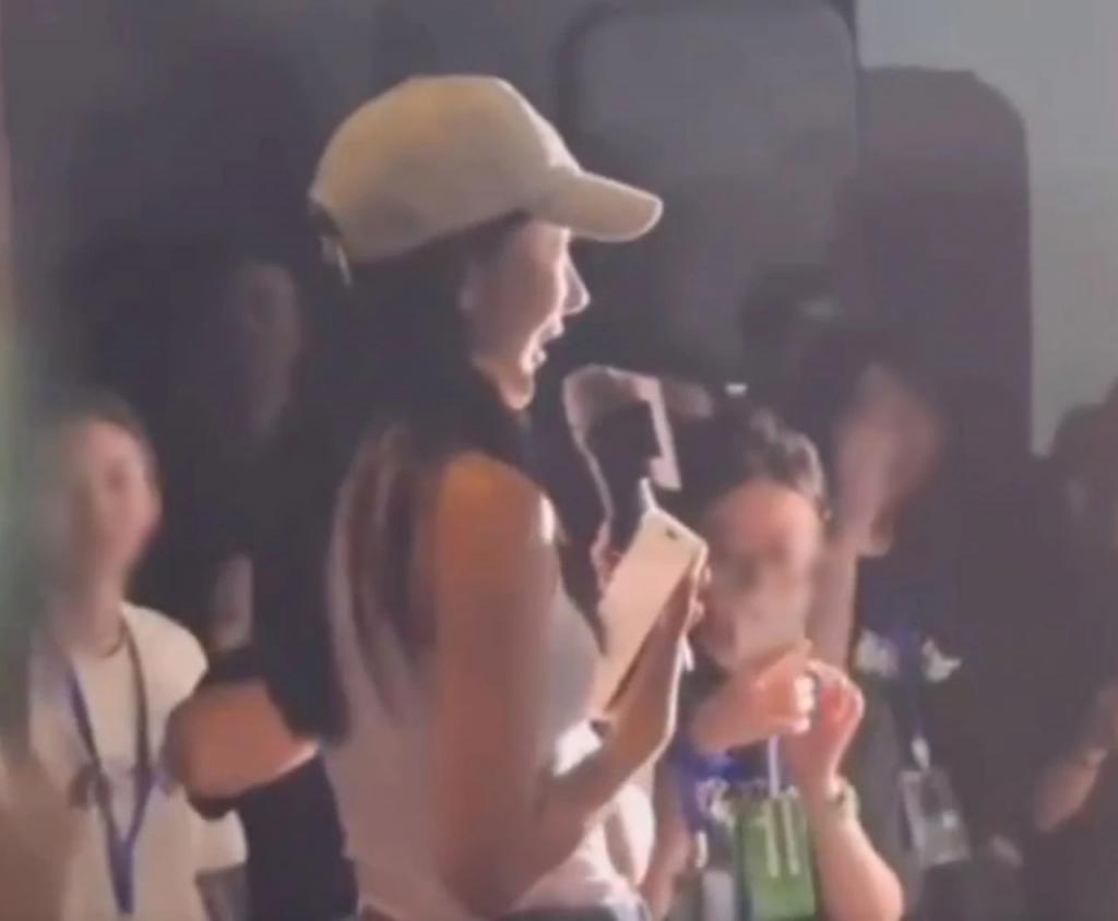 不嫌事大？佟丽娅新片首映礼邀请陈思诚，某男星俩前任还同场
