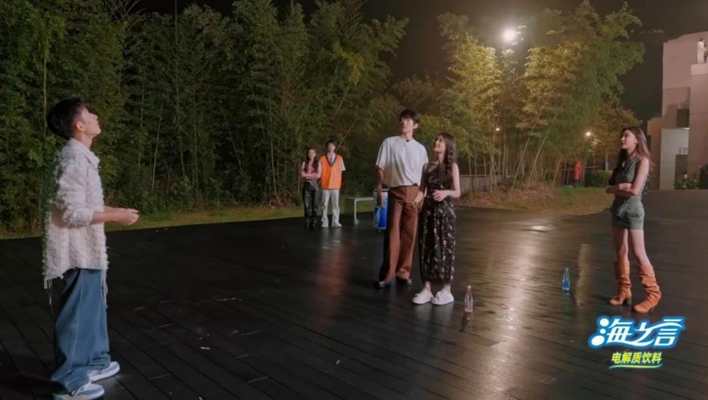 不得不说，这导演阅片量挺广的