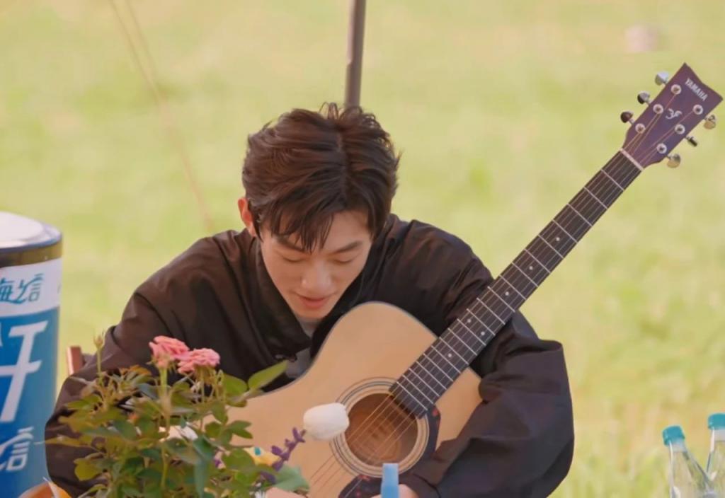 不得不说，这导演阅片量挺广的