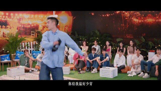 不得不说，这导演阅片量挺广的