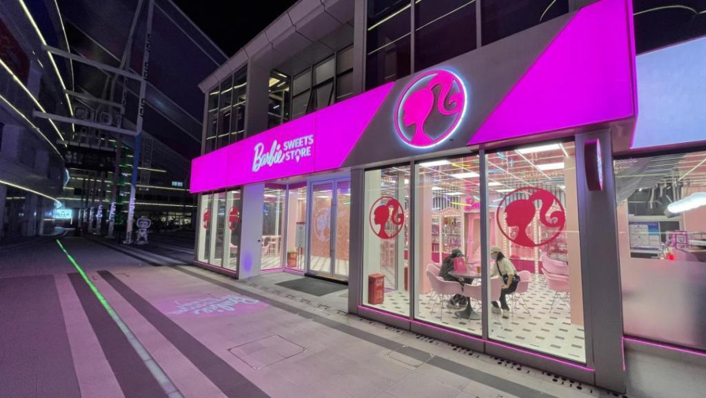 芭比的“复活”，与玩偶的战争