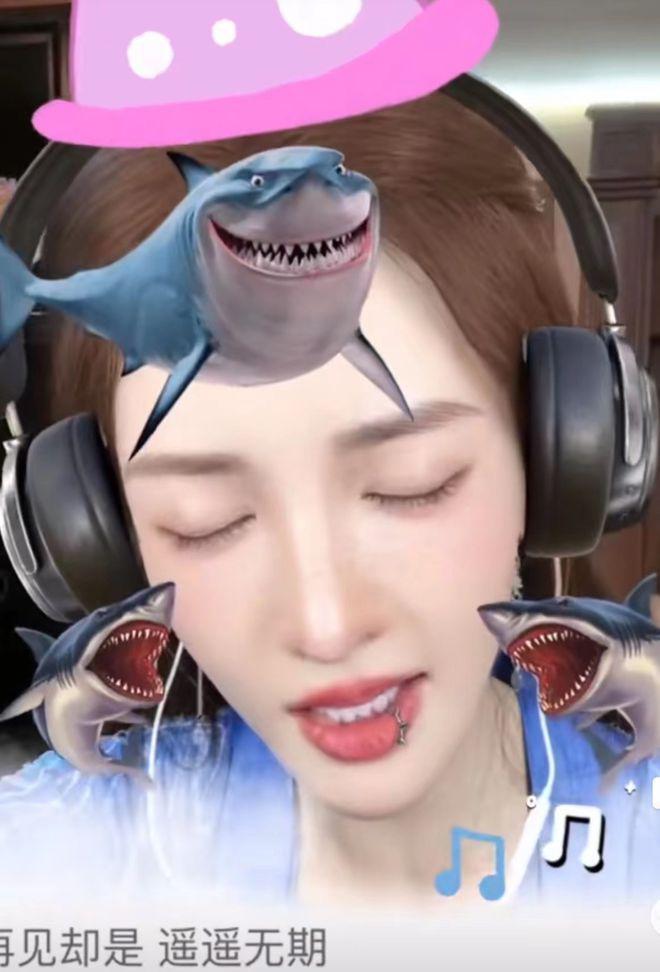 《孤注一掷》票房超《封神》！张艺兴跳鬼畜舞庆祝