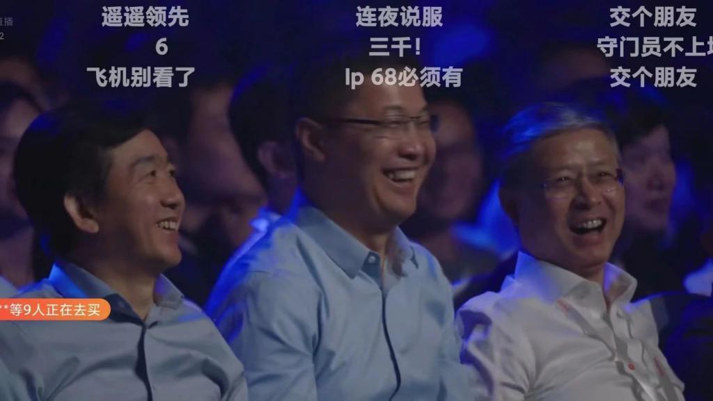 雷军笑醒！刚刚发布的一加Ace2Pro，没“杀”过红米？