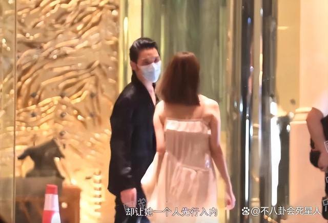 郭碧婷泳装暴露大象腿，全身心陪孩子玩，向太眼光太毒辣