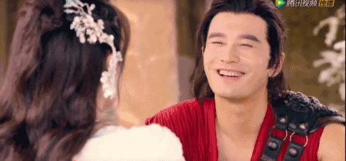 黄晓明翻红，杨洋学不来