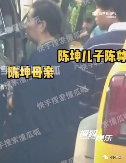 火速否认结婚生子！但他至今都没回应过另一个未解之谜啊……