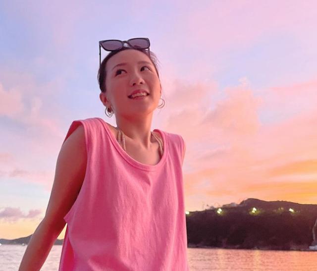 王晶女儿退出TVB，8年星途平平，往后将继续追寻梦想