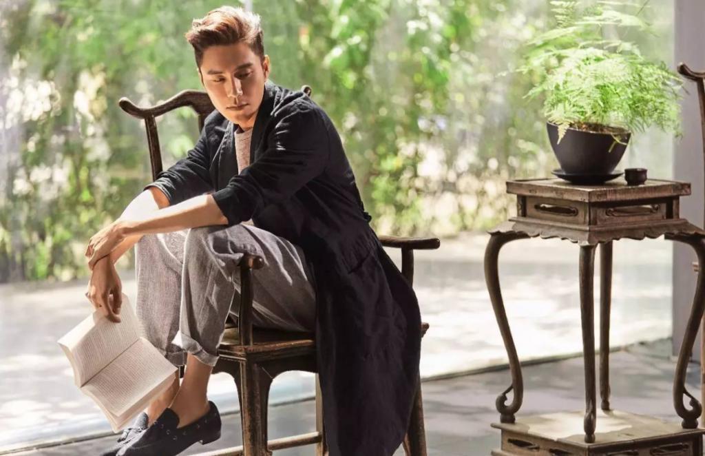 狗仔，二十一世纪最大诈骗犯