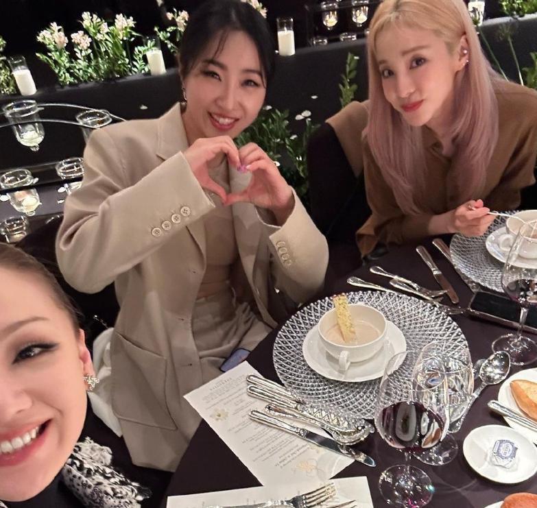 她曾是YG的“芭比娃娃”，现在却遭非议！网友：这姐咋了