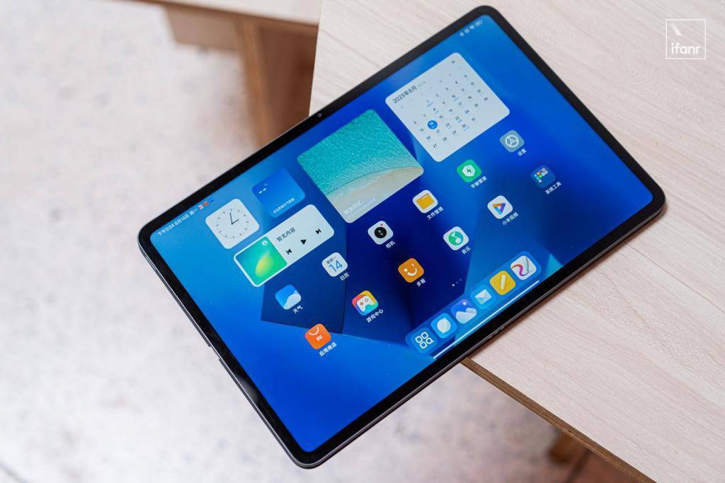 14 英寸大屏登场！加量不加价，小米平板 6 Max 首发体验