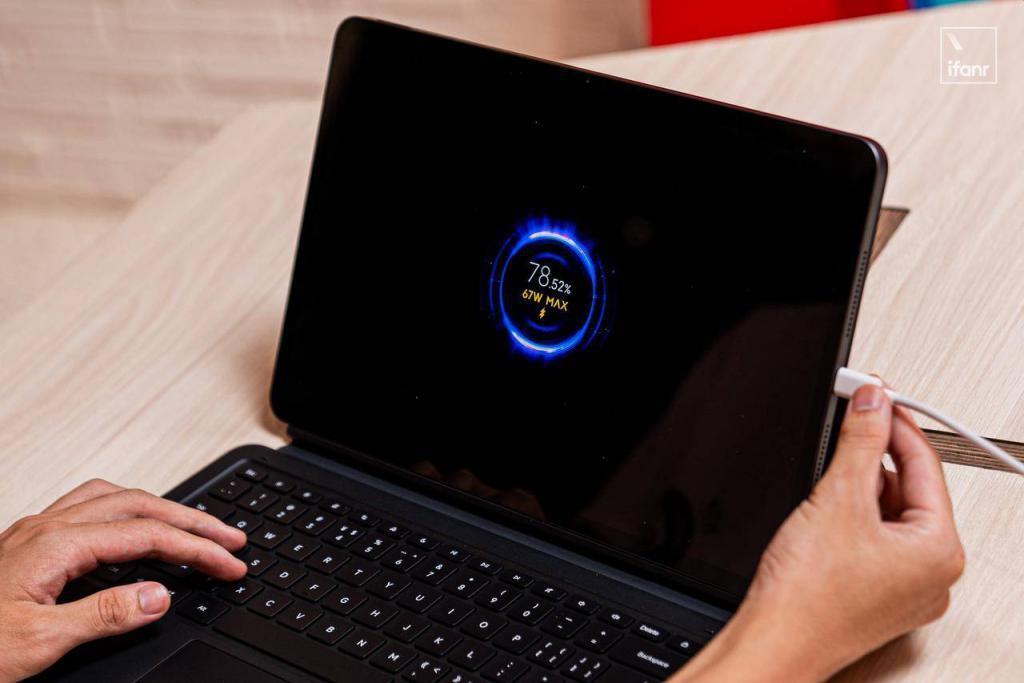 14 英寸大屏登场！加量不加价，小米平板 6 Max 首发体验