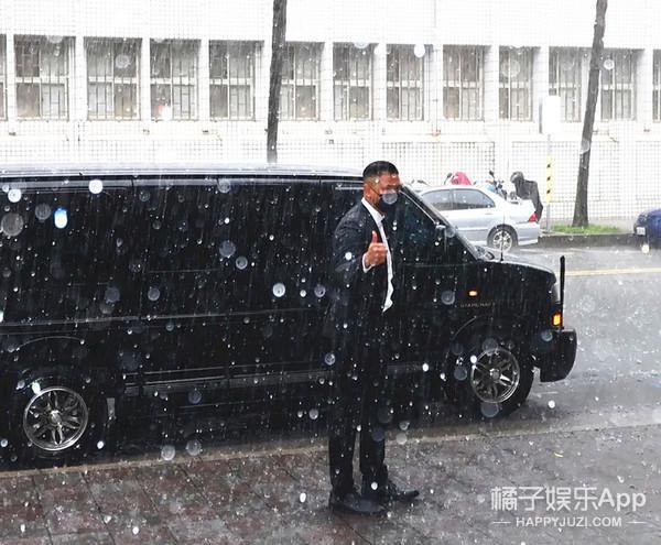 太无助了！她直面压力付出了这么多，结果呢？