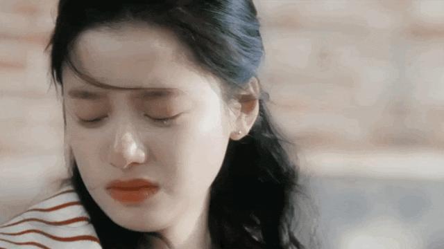 撞脸撞资源，她们谁能赢？