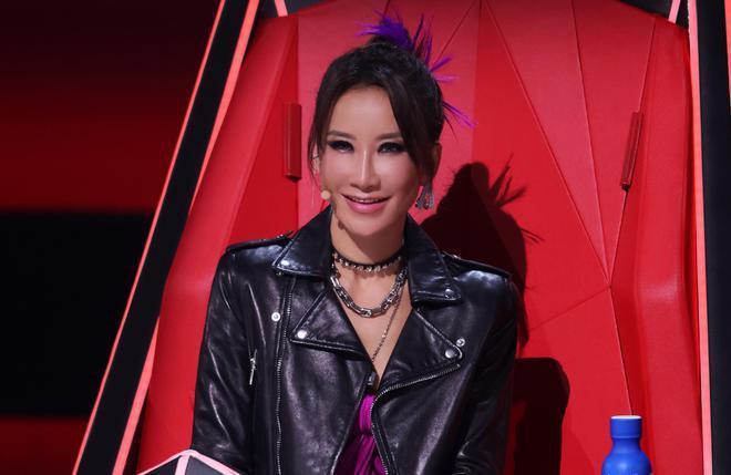 张伦硕韩佩泉等数位艺人为李玟发声：悲愤交加
