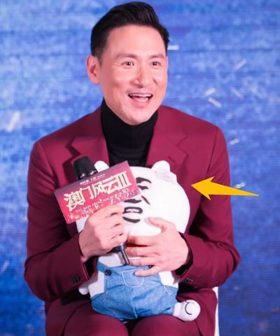 黑料男星成顶流？