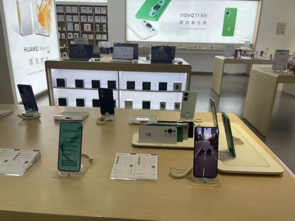 华为手机：做回“大哥”还需时间