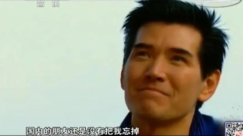 看了费翔的腹肌，我和我妈都笑了