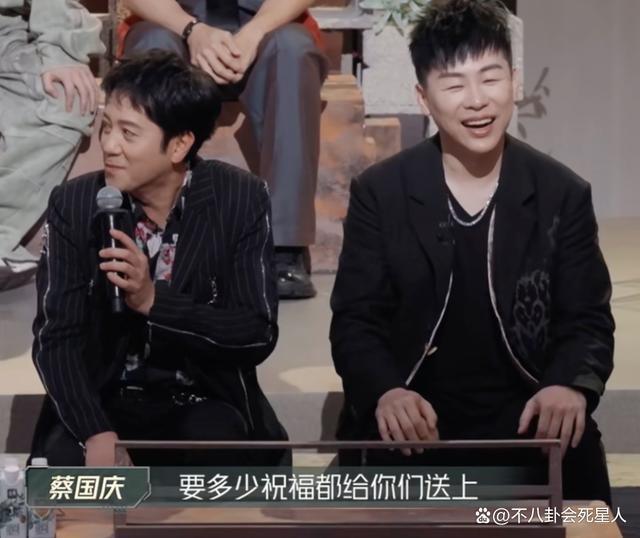 《披哥3》开播，50 哥哥身材健硕，林志颖略微脸歪