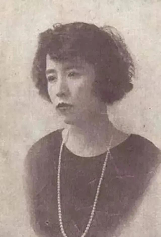 民国第一女首富，该不会是穿越过去的吧？