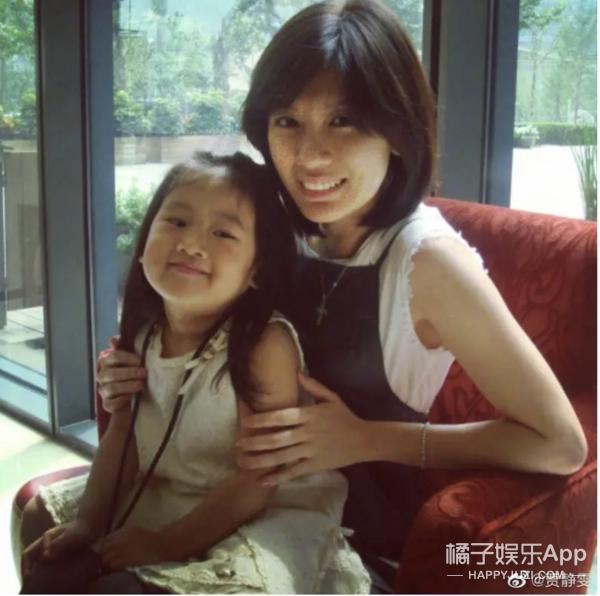 还记得贾静雯的女儿们吗？她们这么大了？