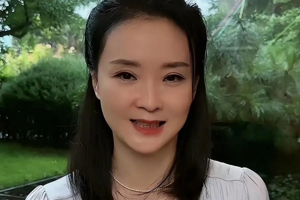 啥情况？京城格格复出，竟被亲儿子嫌弃？