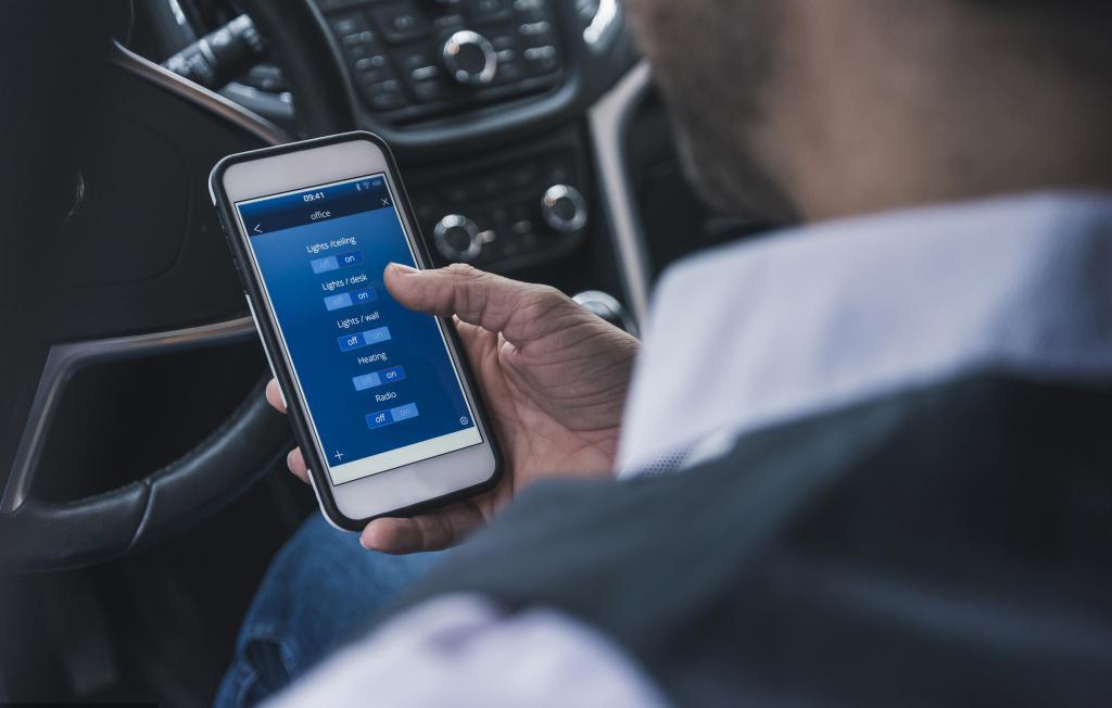 传定价7000元，蔚来手机会有未来吗？