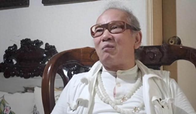 突传死讯！香港知名演员离世，从影超六十年，退休后卖古董