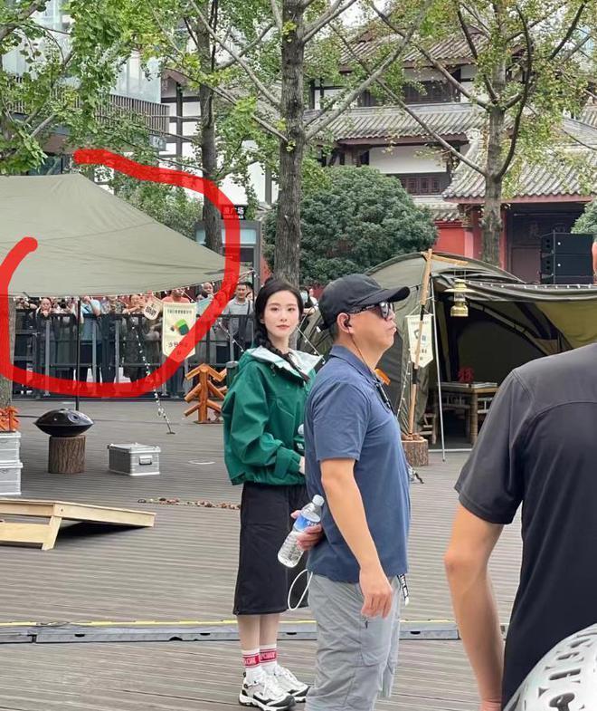 36岁刘诗诗活动人气暴跌，生图被嘲“中年普信女”