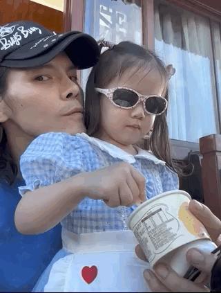 向佐晒与郭碧婷游西湖，首曝儿子高清正面照，弟弟似混血