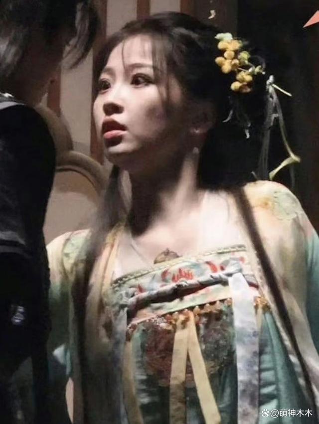 虞书欣新剧路透生图引热议，被嘲和粉丝精修差距大