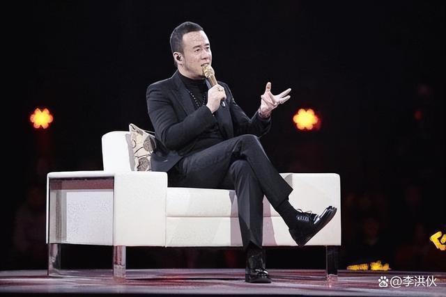 继刀郎风波后，杨坤迎来口碑回转，因多次吐槽《好声音》获赞