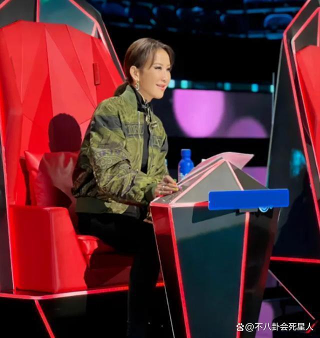 李玟战队冠军凌晨发声！公开聊天记录，揭露节目黑幕