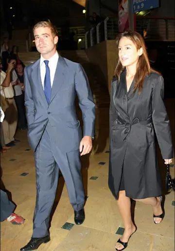 西班牙女侯爵大婚，欧洲贵族也开始流行“姐弟恋”了？