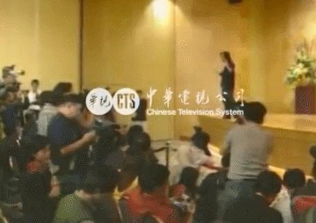 又有208翻车了？