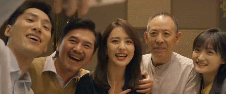 她不当女神了，这次演技真的炸