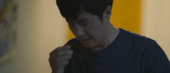 她不当女神了，这次演技真的炸