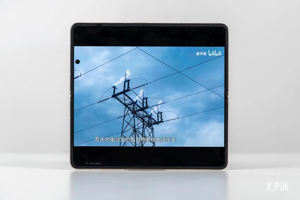 展开只有4.7毫米的折叠屏手机，被荣耀做出来了。