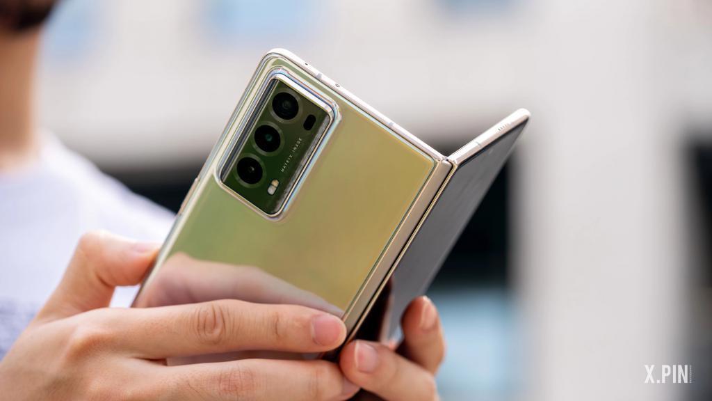 展开只有4.7毫米的折叠屏手机，被荣耀做出来了。