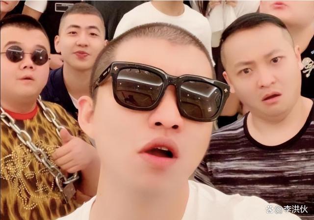 网红二驴为博流量毫无下限，账号被永久封禁，央媒：咎由自取