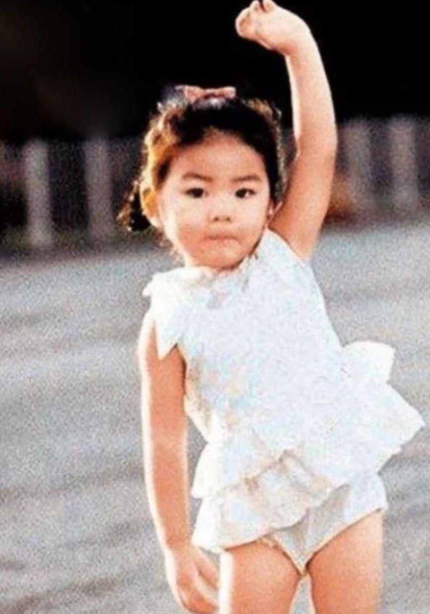 52岁陈慧琳美成25岁：真公主，是这样养的