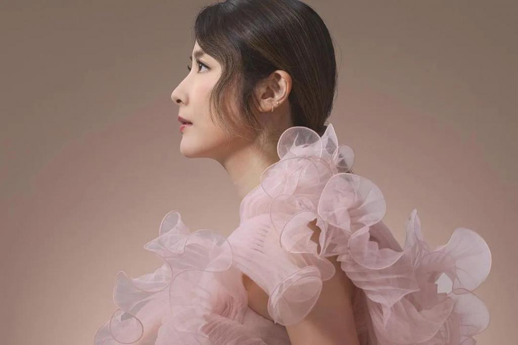 52岁陈慧琳美成25岁：真公主，是这样养的