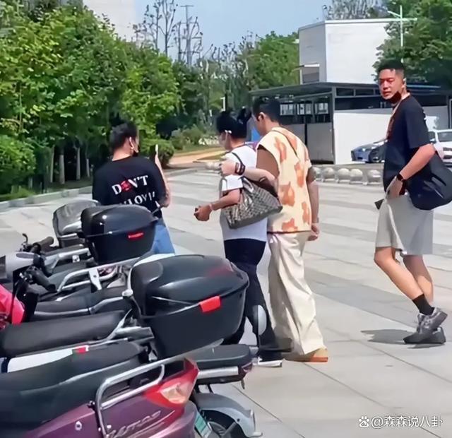 林有慧回应生子话题,再澄清萧敬腾吸毒传言，曝二人恋爱始末