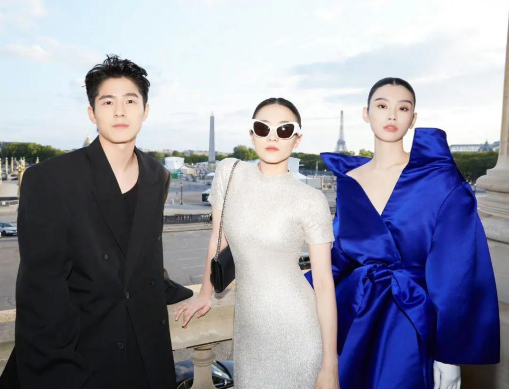官宣！奚梦瑶又怀了，婆婆放话：生个足球队！