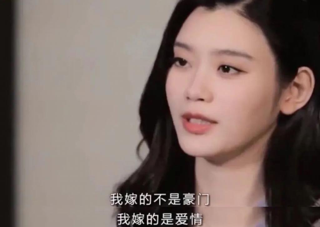 官宣！奚梦瑶又怀了，婆婆放话：生个足球队！
